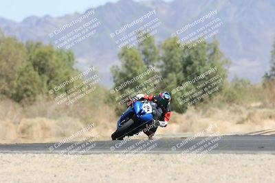 media/Apr-20-2025-CVMA (Sun) [[39090e8767]]/Race 16-Formula Middleweight/